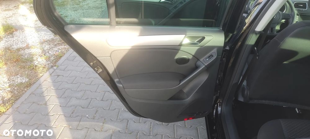 Volkswagen Golf 1.6 Trendline - 23