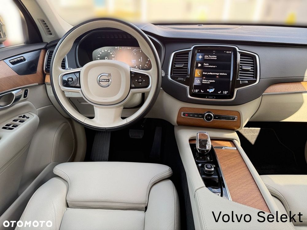 Volvo XC 90 - 18