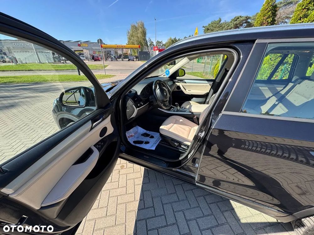 BMW X3 xDrive20d - 13