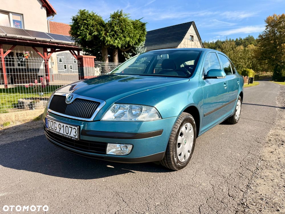 Skoda Octavia 1.6 Ambiente - 5