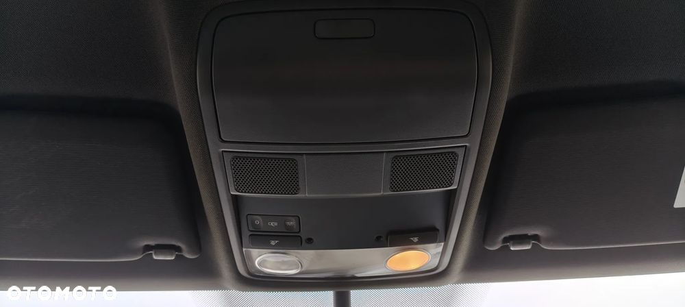 Volkswagen Tiguan 2.0 TDI DPF 4Motion Sport & Style - 18