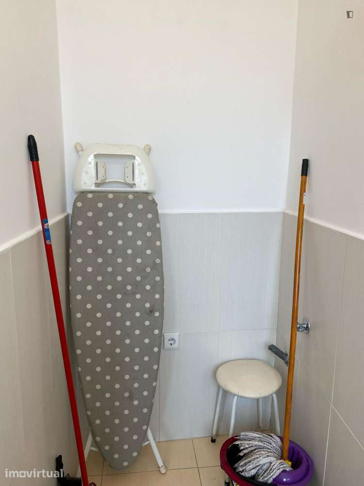 Apartamento com 2 quartos - localizado em Sé Porto - Grande imagem: 5/9