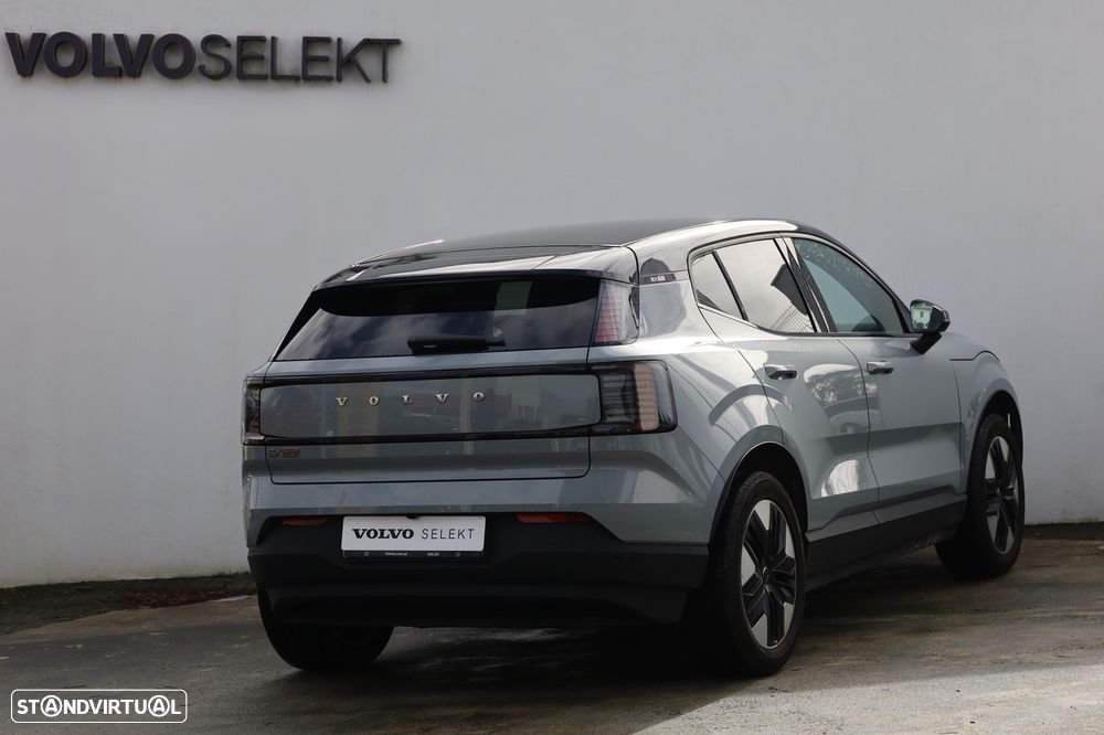 Volvo EX30 51 kWh Single Motor Plus - 4