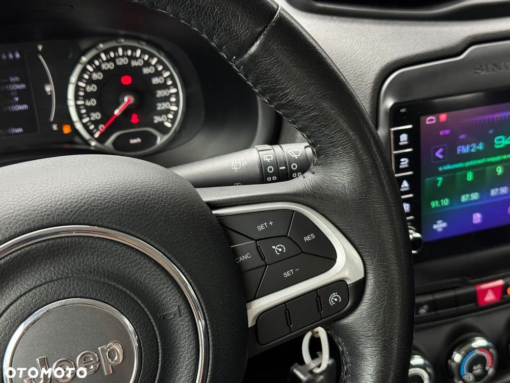 Jeep Renegade 1.6 E-TorQ Longitude FWD - 28