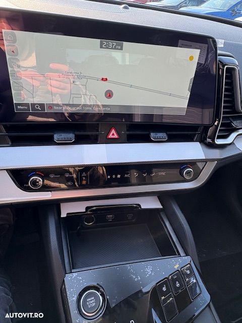 Kia Sportage 1.6 T-GDI 7DCT HP 4x2 MHEV Style - 12