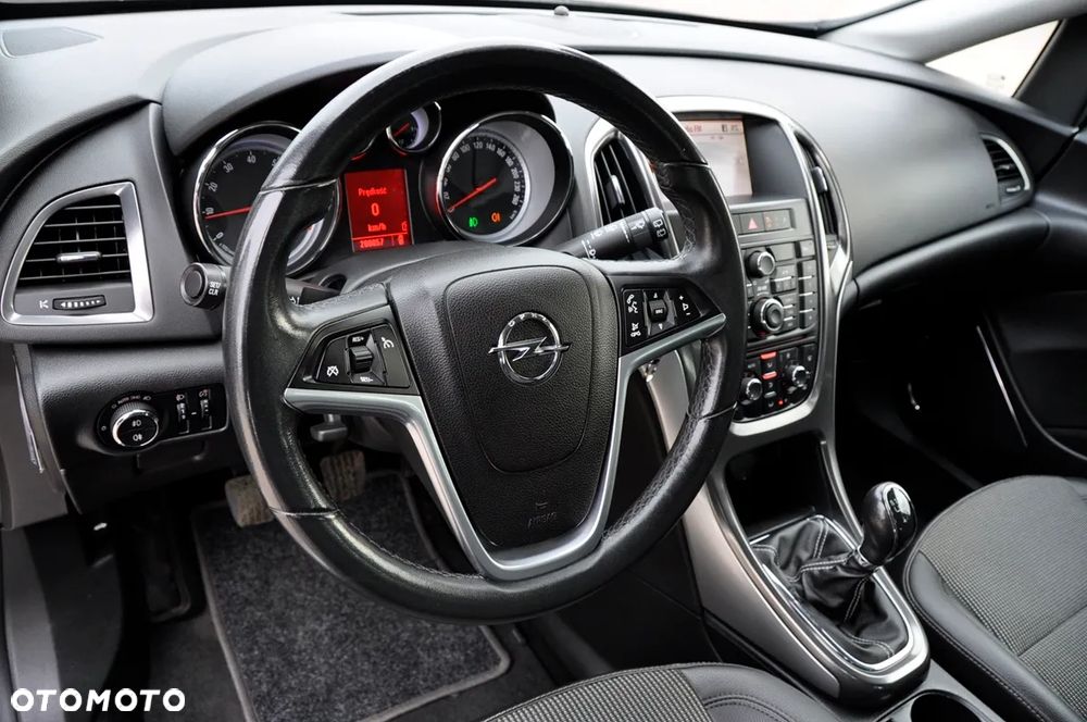 Opel Astra 1.4 Cosmo - 14