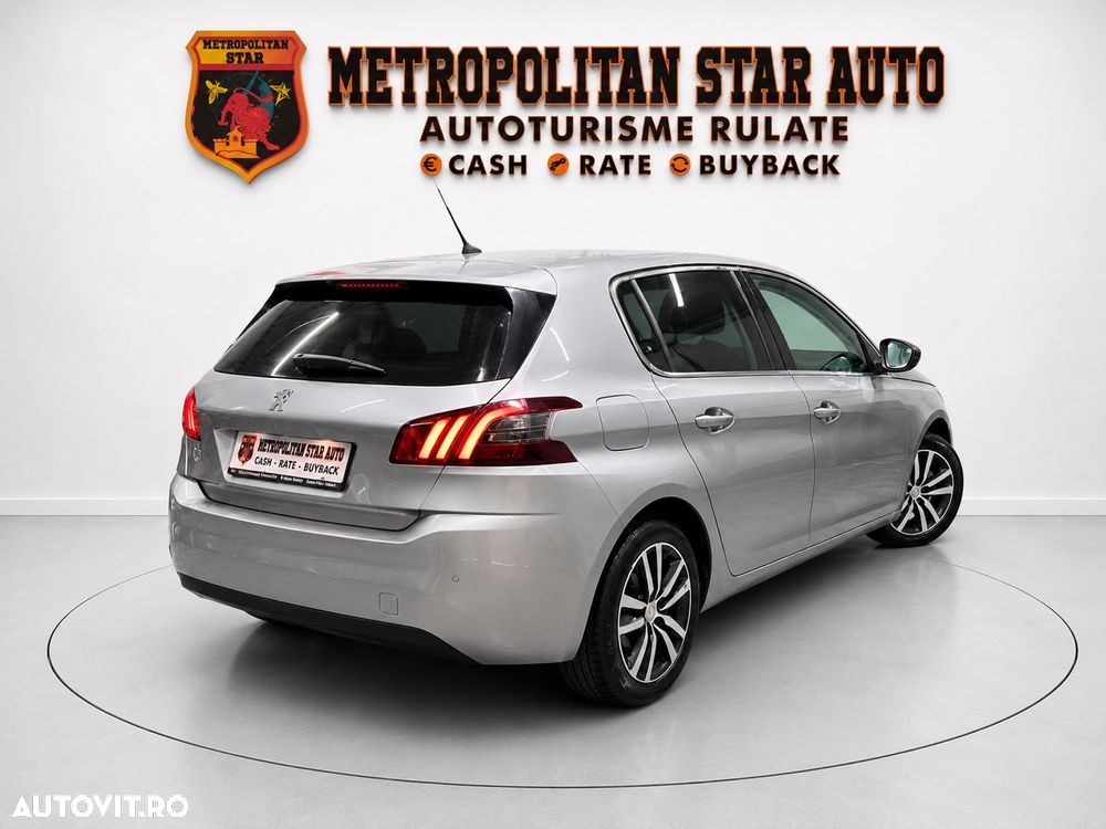 Peugeot 308 1.2 L PureTech Turbo S&S Allure - 3