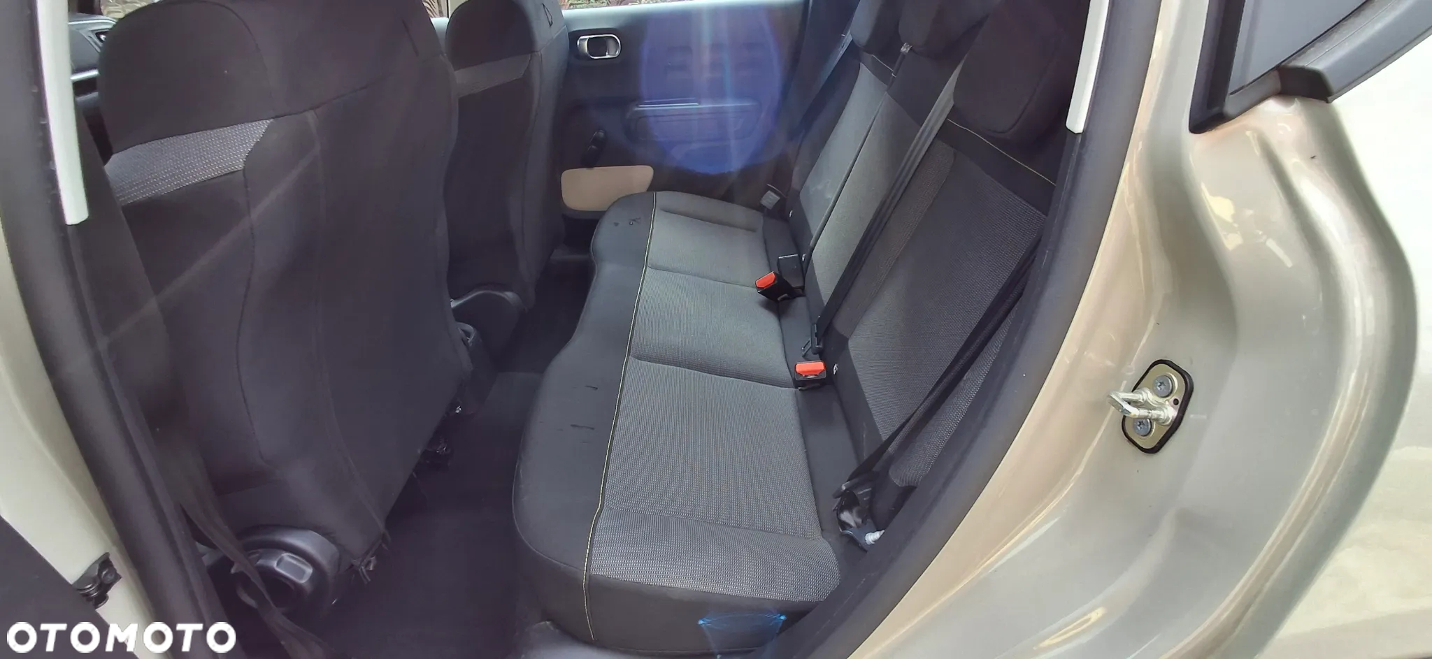 Citroën C3 1.2 PureTech C-Series - 15