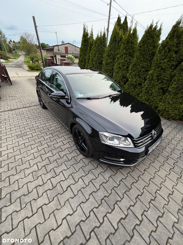 Volkswagen Passat 2.0 TDI Highline R-Style DSG - 6