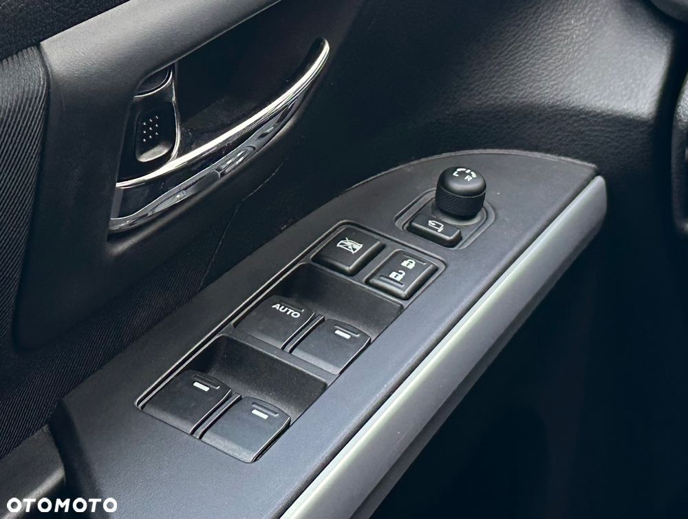 Suzuki SX4 S-Cross 1.4 T Premium 4WD - 17