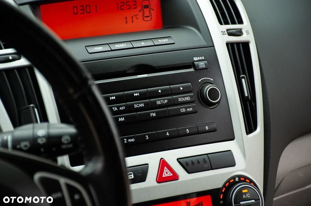 Kia ProCeed ver-pro-cee-d-1-6-comfort-plus - 29