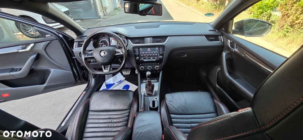 Skoda Octavia 2.0 TDI 4x4 DSG RS - 35