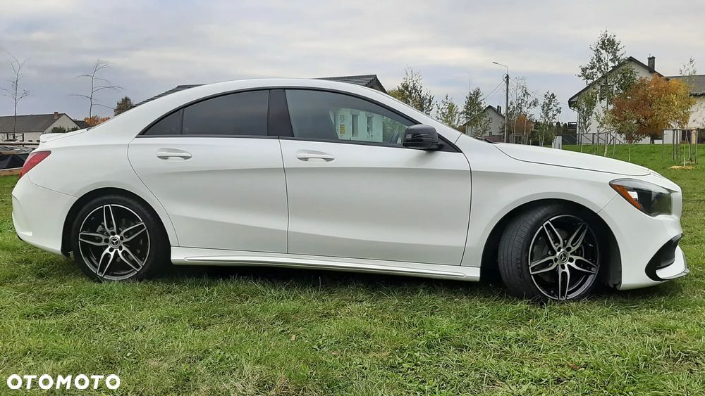 Mercedes-Benz CLA 250 7G-DCT AMG Line - 1