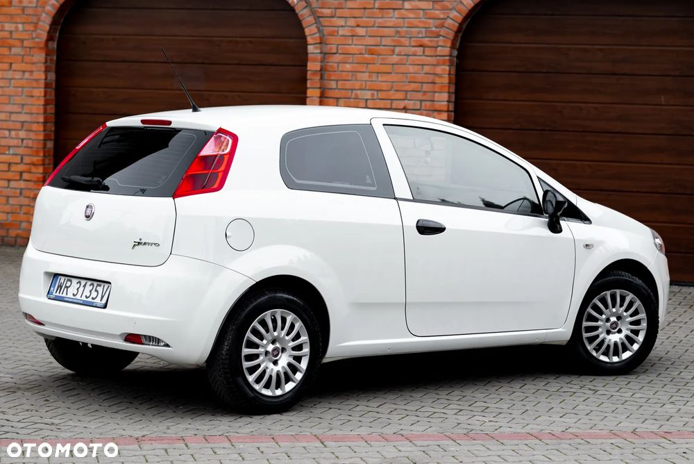 Fiat Grande Punto 1.2 8V - 19