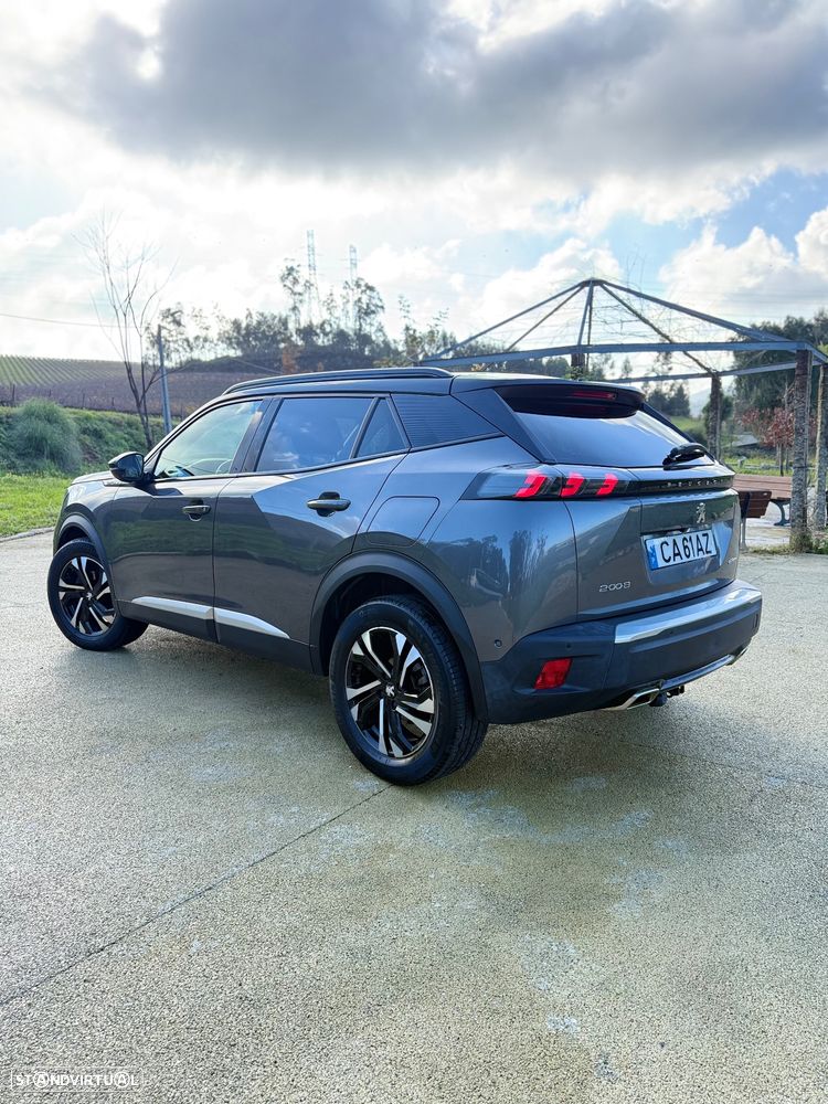 Peugeot 2008 PureTech 130 EAT8 GT Pack - 3