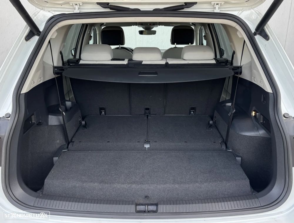 VW Tiguan Allspace 2.0 TDI Confortline DSG - 45