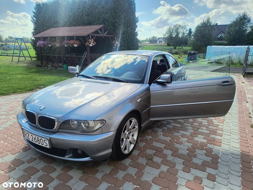 BMW Seria 3 325Ci - 32