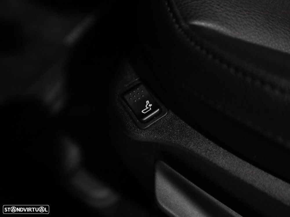 Jeep Compass 1.3 TG Atitude - 38