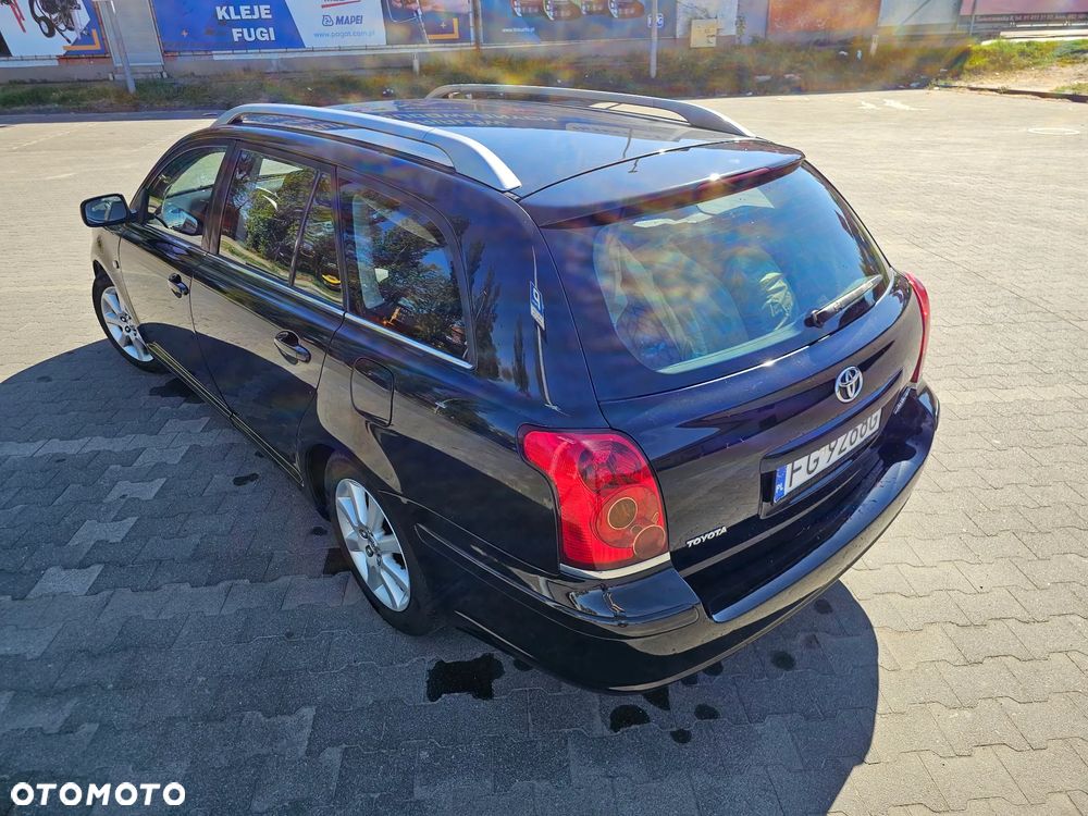Toyota Avensis 1.8 VVT-i Sol - 8