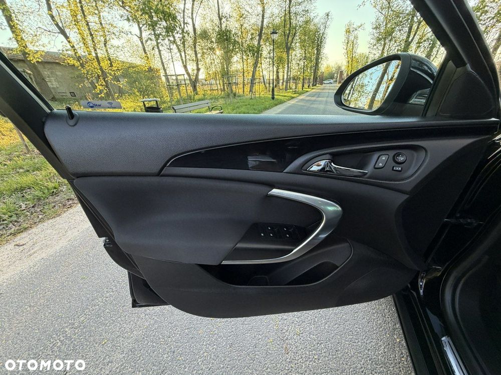 Opel Insignia - 17