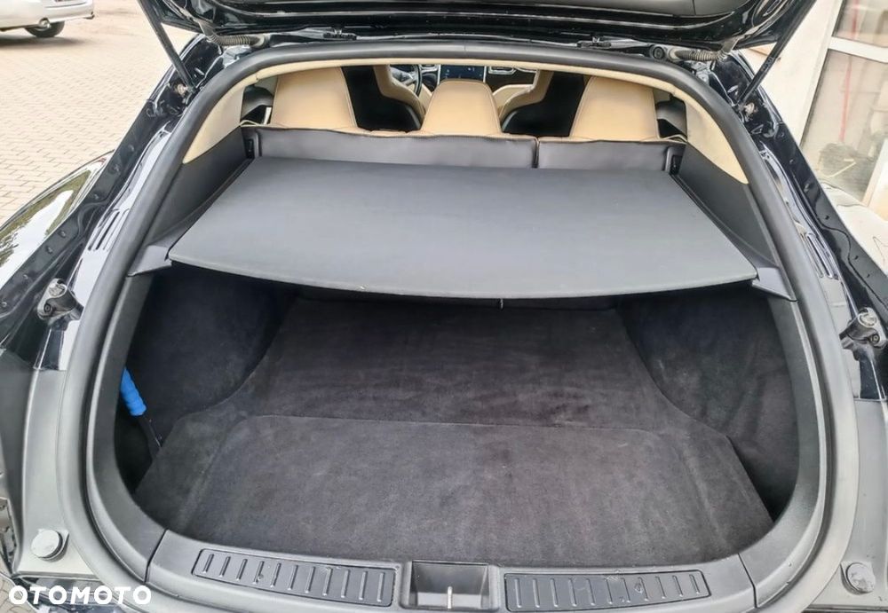 Tesla Model S 85D Allradantrieb - 10
