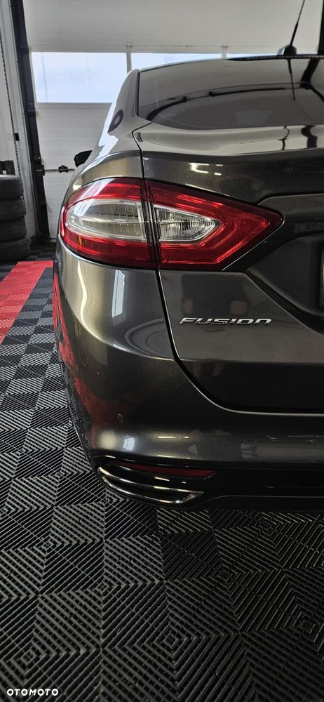 Ford Fusion - 21