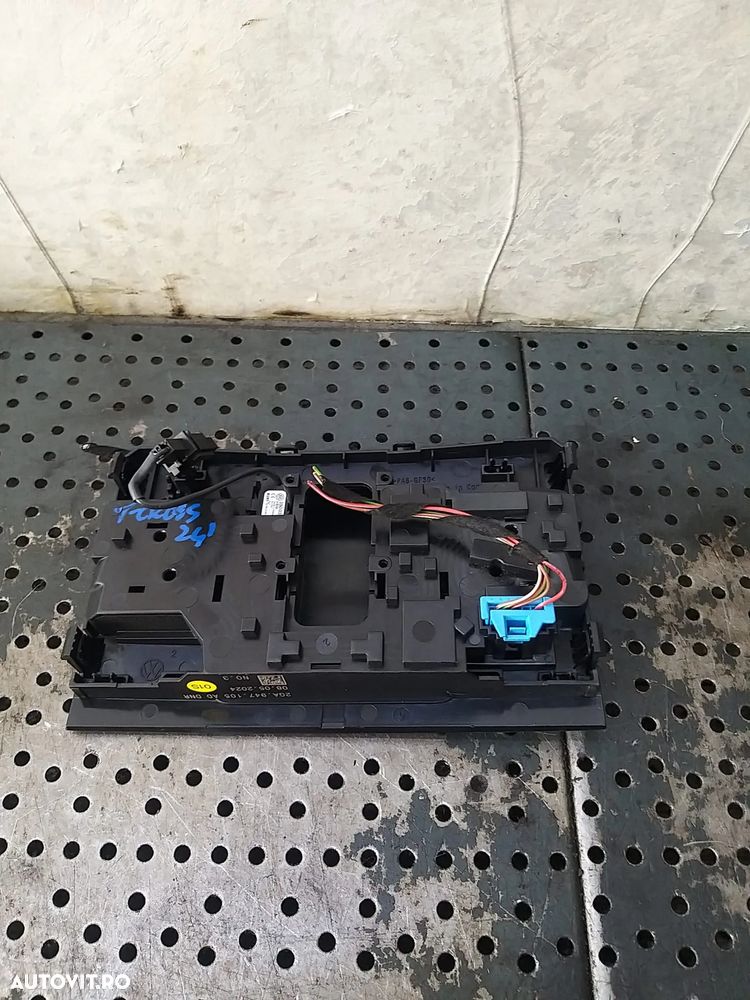 Plafoniera lampa plafon fata vw t cross c11 d31 2ga947105ad - 2