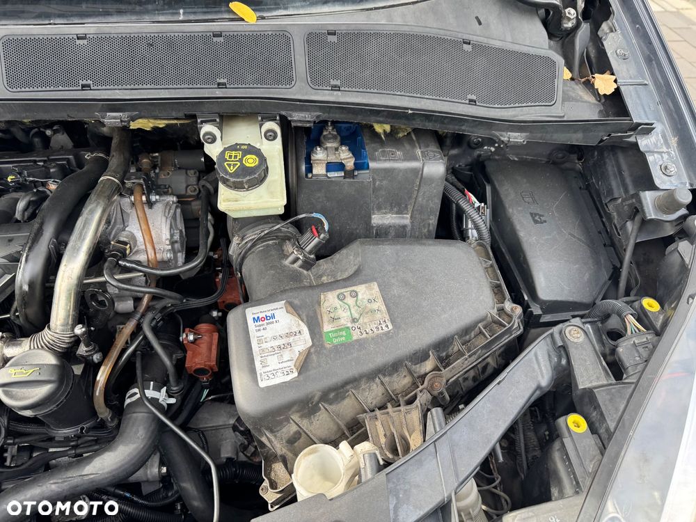 Ford S-Max - 16
