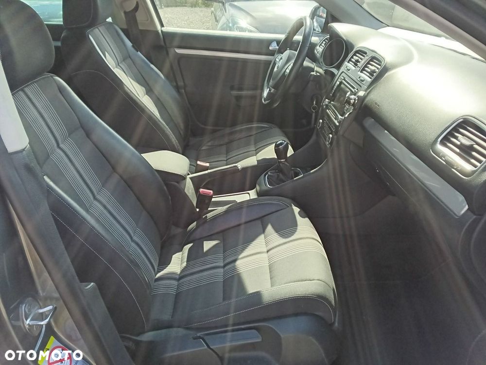Volkswagen Golf - 12