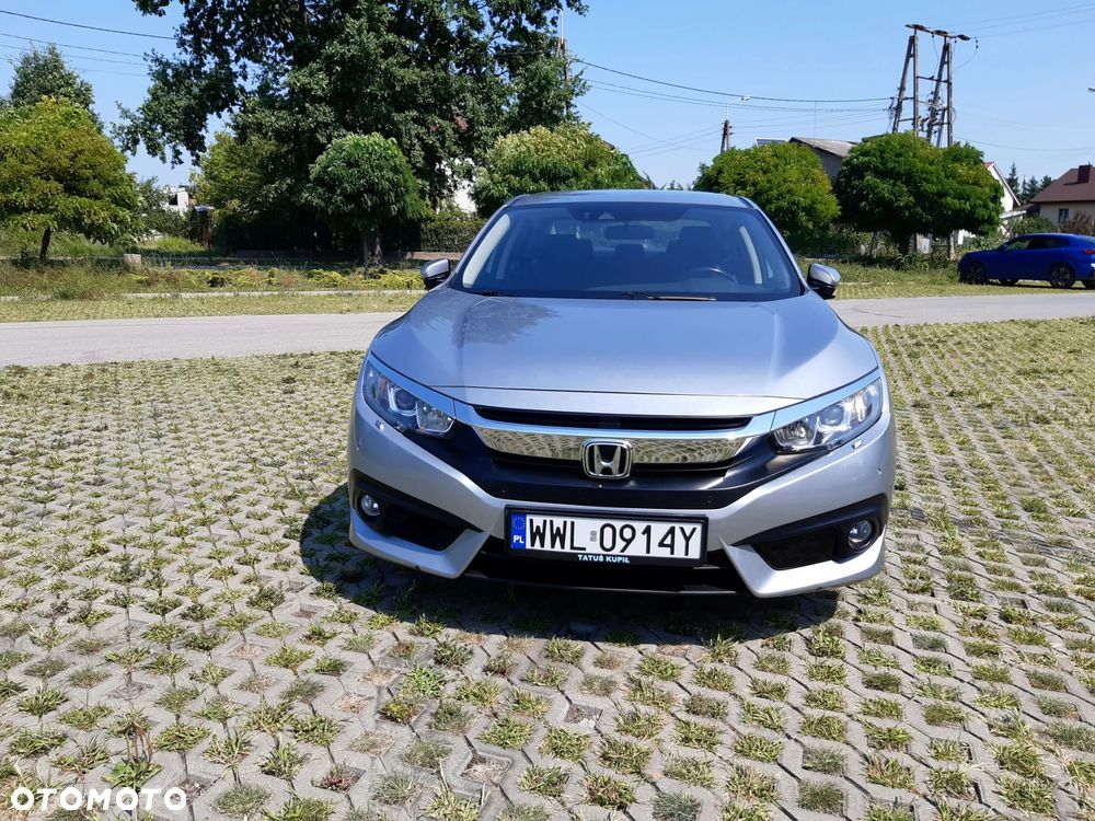 Honda Civic 1.5 i-VTEC Turbo CVT Elegance - 18