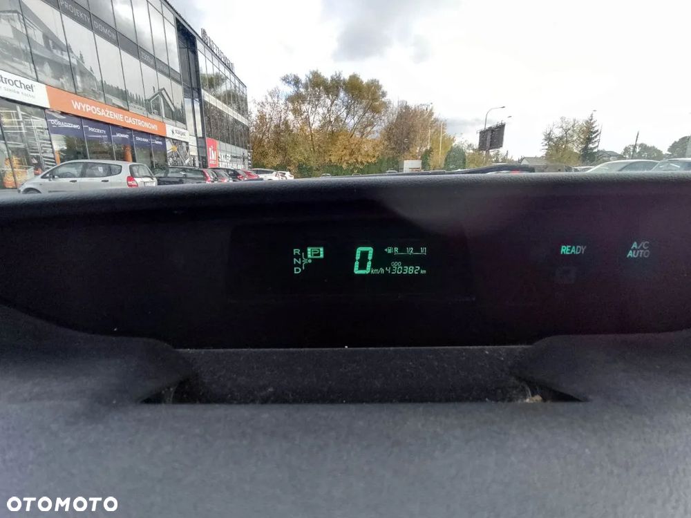 Toyota Prius 1.5 VVT-i Prestige - 10