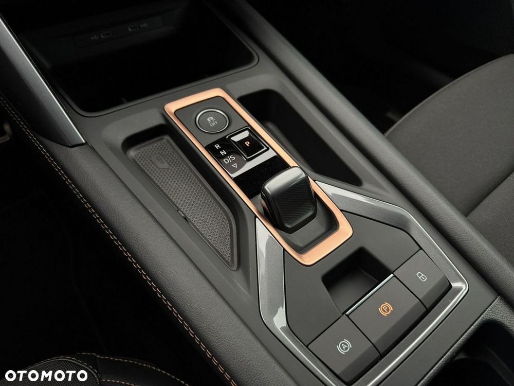 Cupra Leon 1.5 eTSI DSG - 25