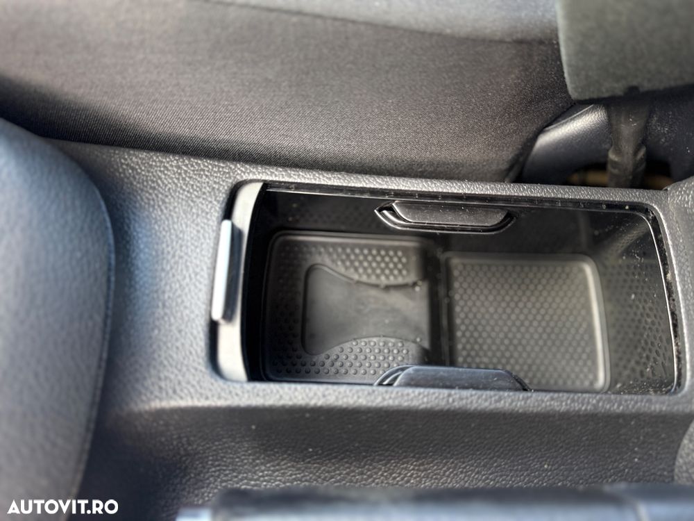 Volkswagen Golf 2.0 TDI DPF BlueMotion Technology Comfortline - 14