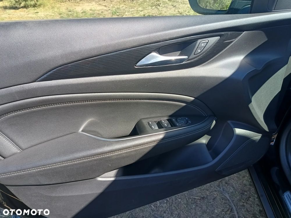 Opel Insignia 1.6 ECOTEC Innovation - 17
