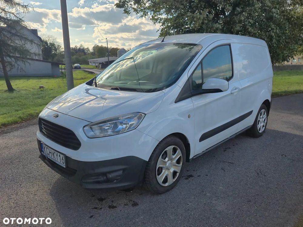 Ford Transit Courier - 1