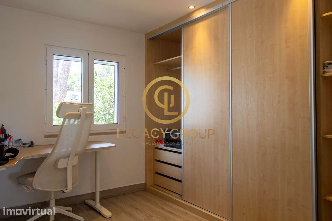 Vilamoura – Moradia Geminada T3 Duplex junto aos Campos de Golfe - Grande imagem: 5/36