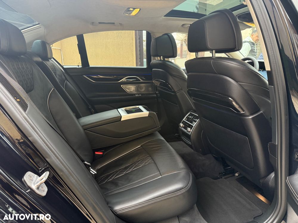 BMW Seria 7 750d xDrive - 12
