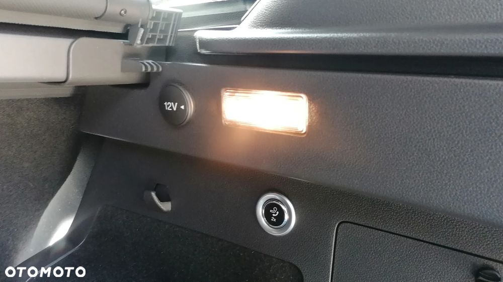 Ford Kuga Vignale 2.0 TDCi AWD - 12