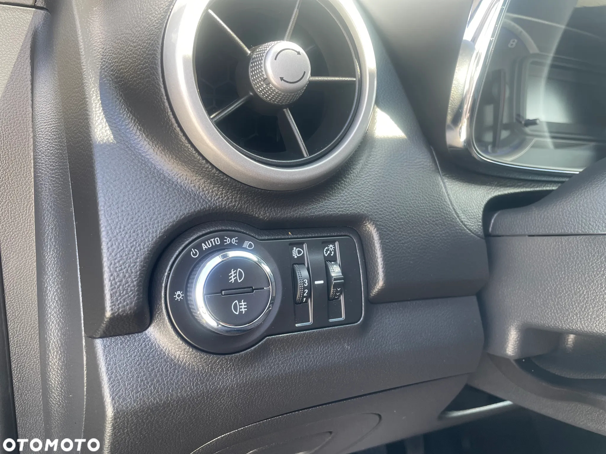 Opel Mokka - 23