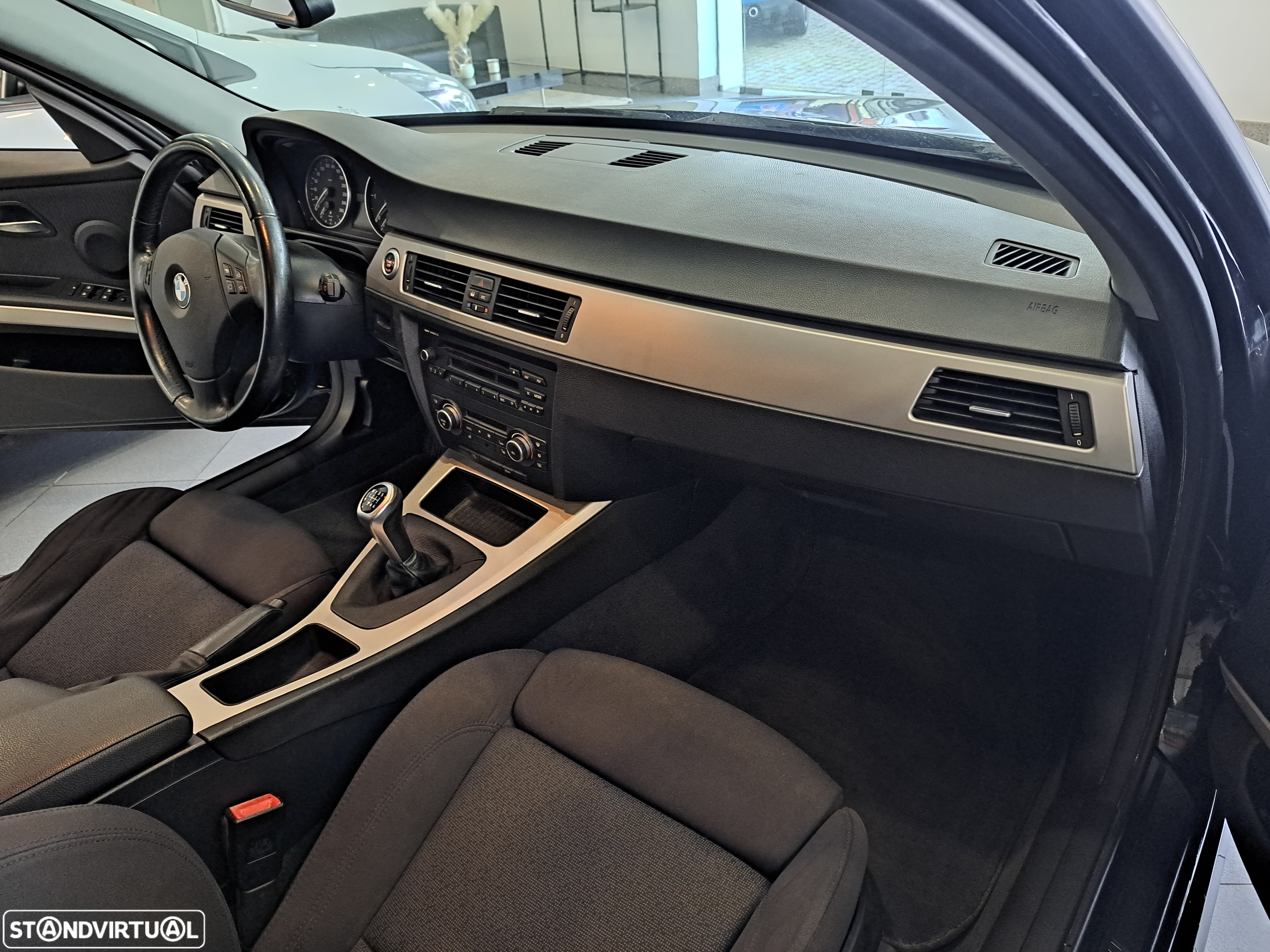 BMW 318 Gran Turismo - 13