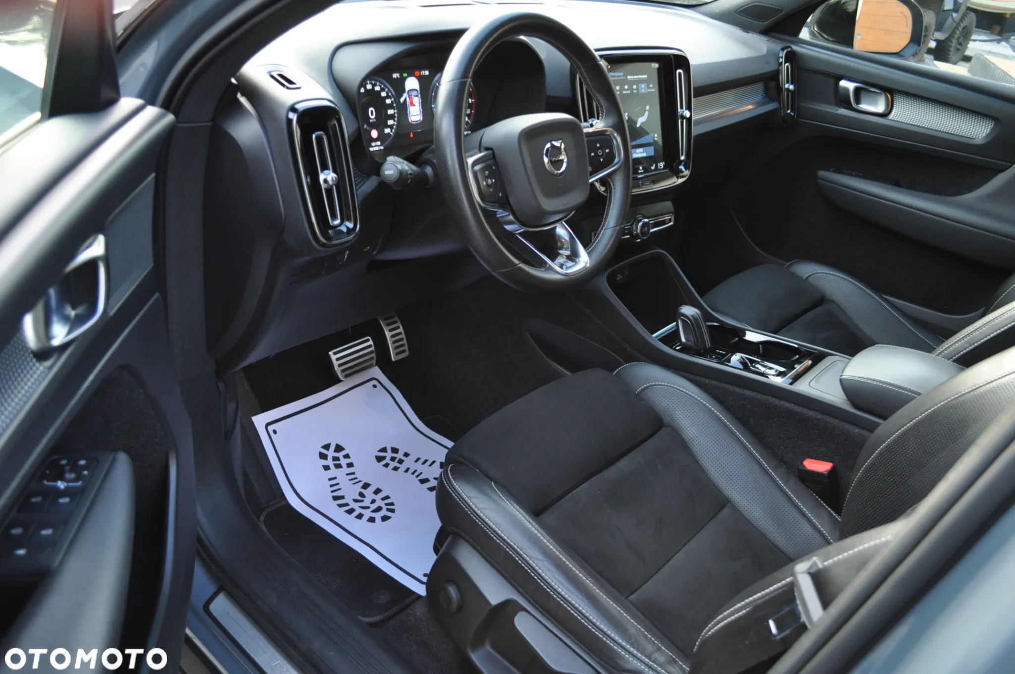 Volvo XC 40 D3 R-Design - 39