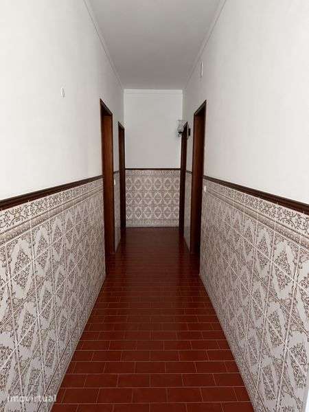 Moradia T3 com quintal - Grande imagem: 2/12