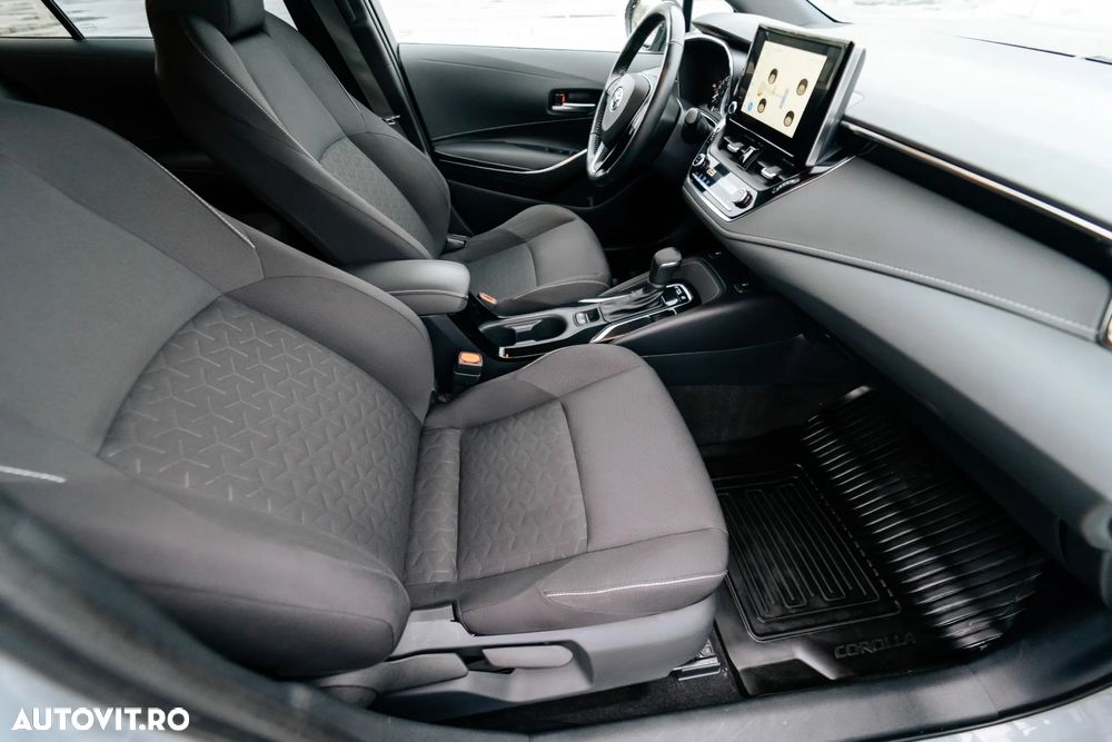 Toyota Corolla 1.8 HSD Dynamic - 10