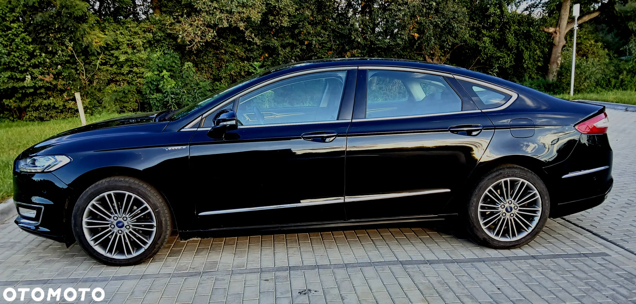 Ford Mondeo Vignale 2.0 EcoBoost - 9