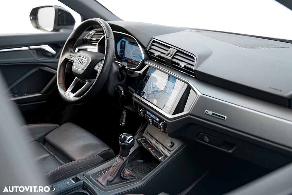 Audi Q3 45 TFSIe S tronic S line - 8