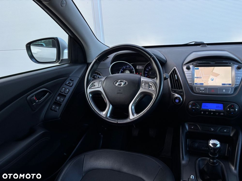 Hyundai ix35 blue 1.6 2WD Finale Silver - 25