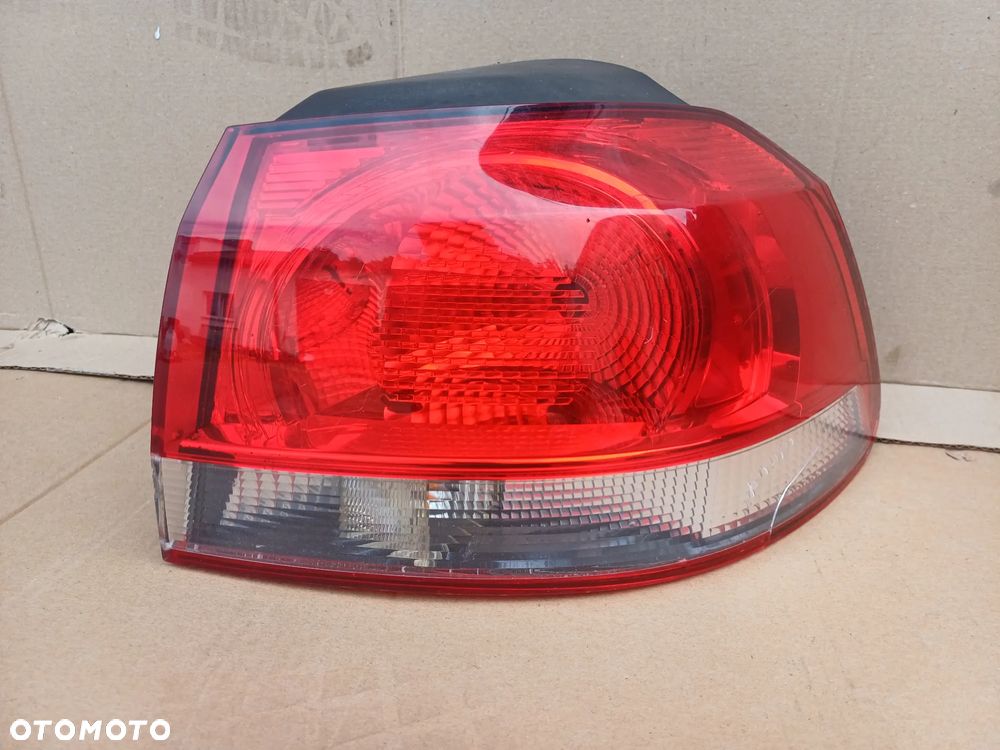 Golf VI HB 5D lampa tył prawa - 1