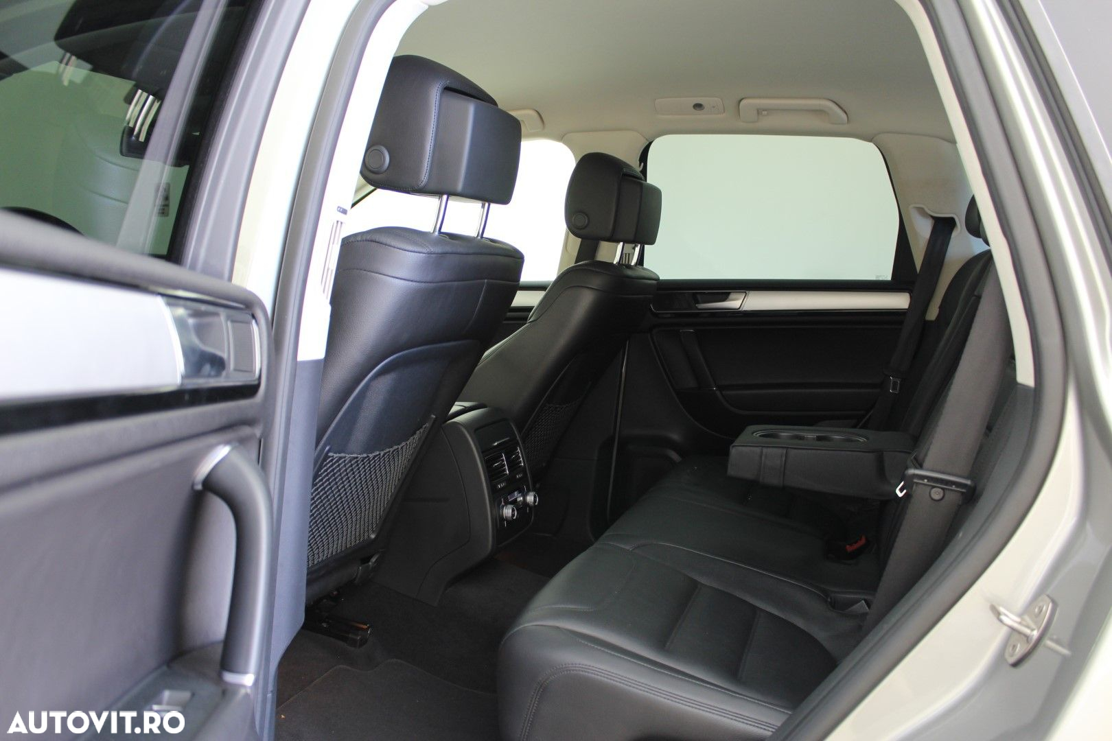 Volkswagen Touareg - 9