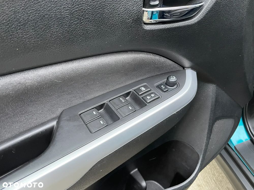 Suzuki Vitara 1.6 XLED SUN 4WD - 25