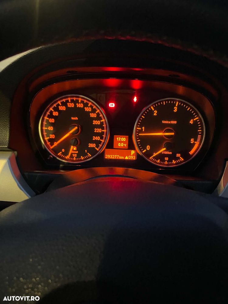 BMW Seria 3 320d DPF Aut. - 11